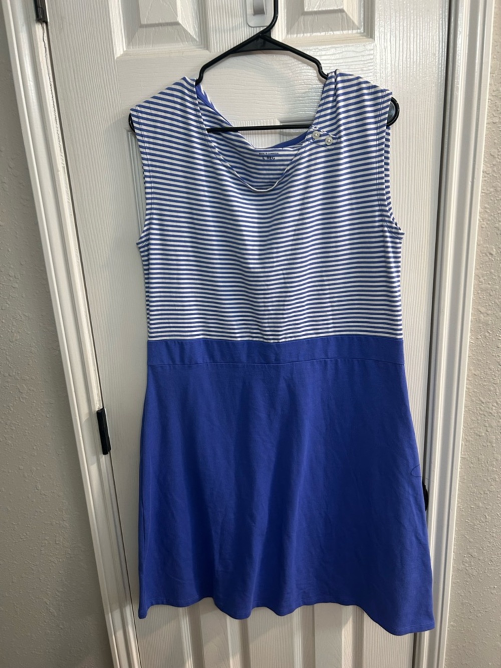 L.L. Bean Knit Dress Blue White  Nautical Coastal Stripe Size Large Sleeveless